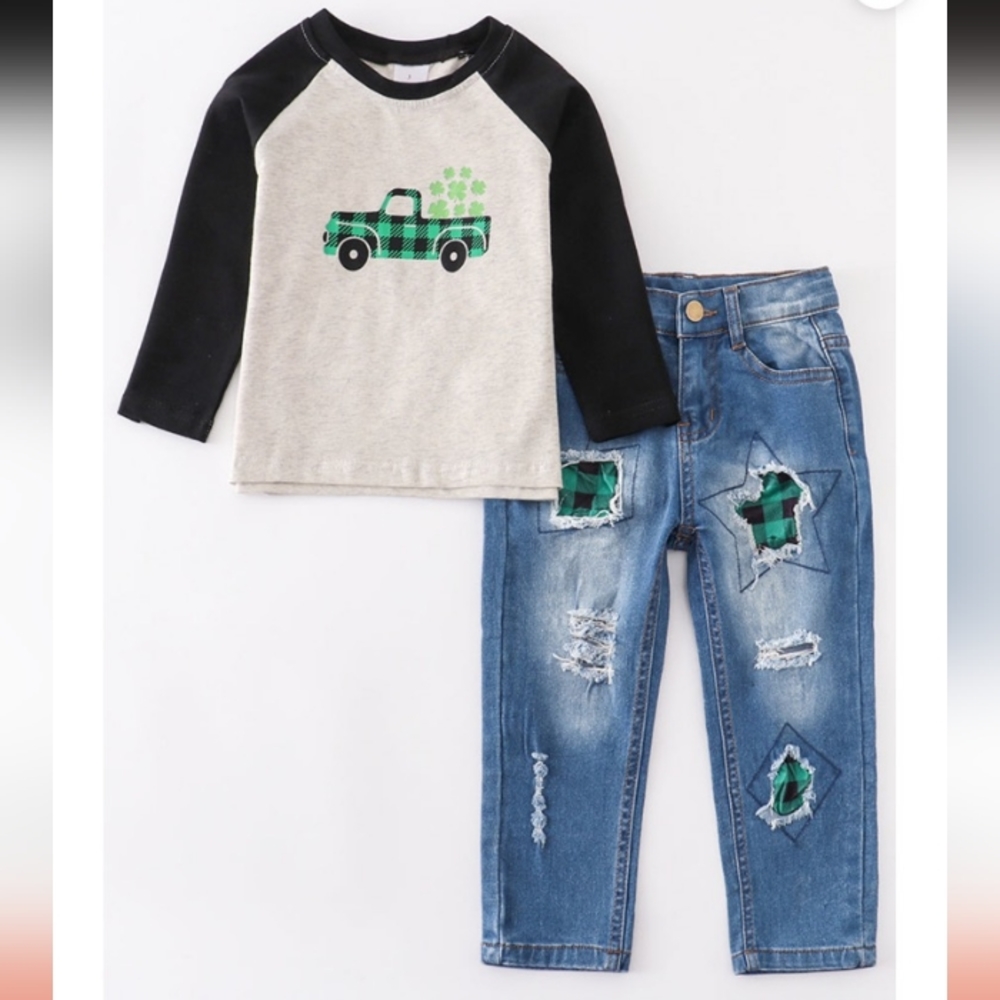 NWT- BOYS CLOVER DENIM JEANS SET